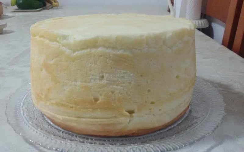עוגת גבינה גבוהה ורכה