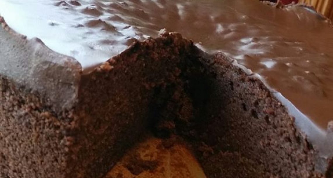 עוגת שוקולד מהממת ועשירה