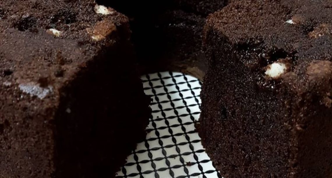 עוגת שוקולד מעלפת עם פטנט