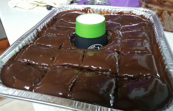 עוגת שוקולד עם ציפוי – טעימה במיוחד