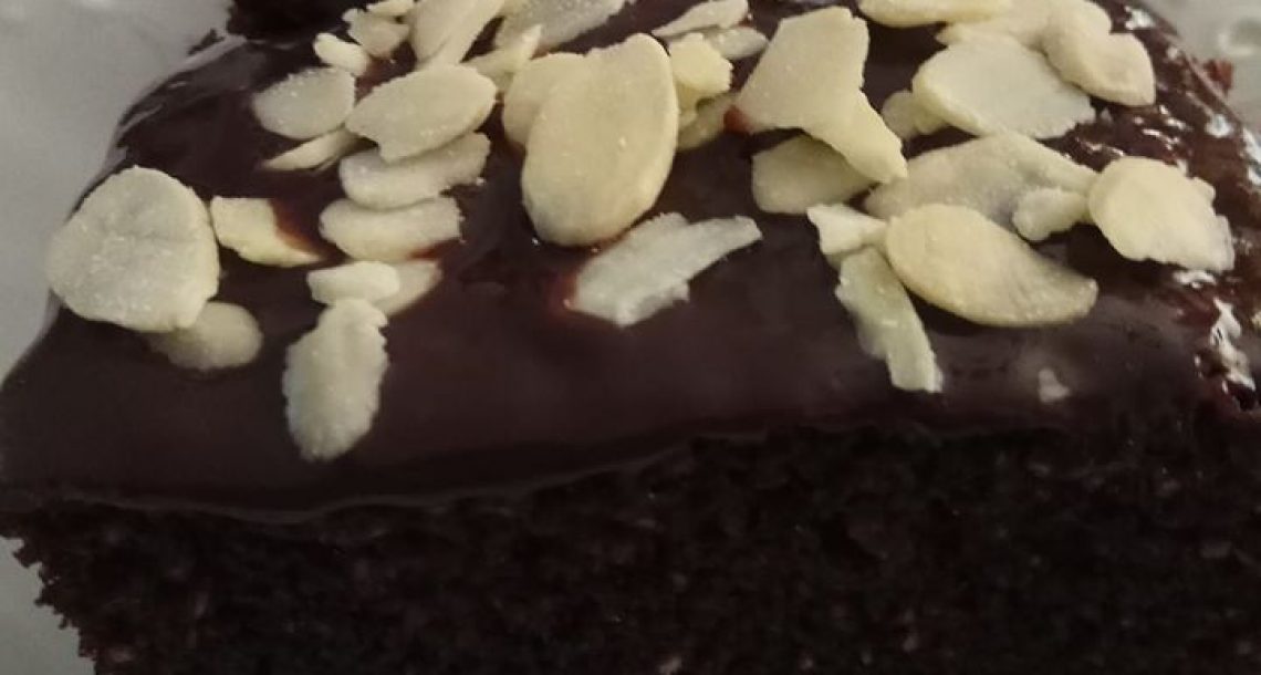 עוגת שוקולד רכה וטעימה – כשרה לפסח